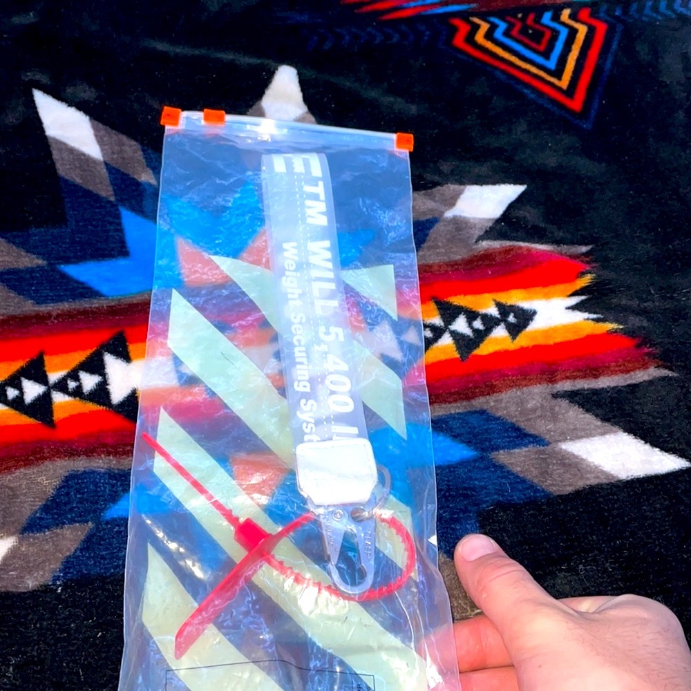 Off-White Key Holder - image 2